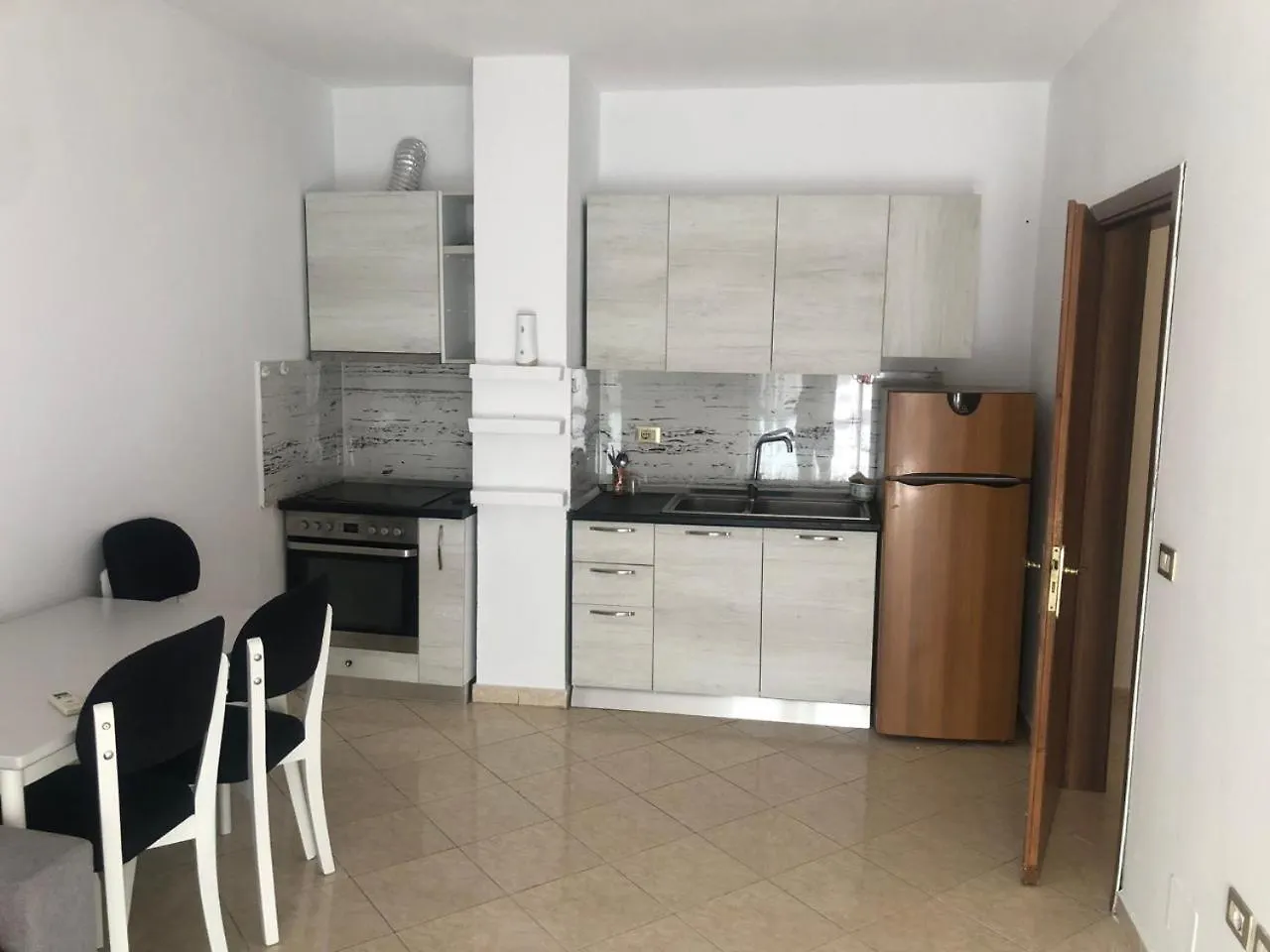 Apartment Like Home Tirana